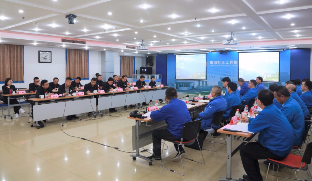陜西延長石油機械裝備制造有限公司執(zhí)行董事、總經(jīng)理張博一行到秦川集團(tuán)交流座談